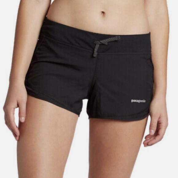 Patagonia W’s Strider Shorts 3” Black - Picture 9 of 16